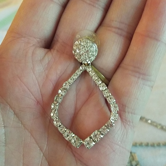 earrings - Picture 2 of 2